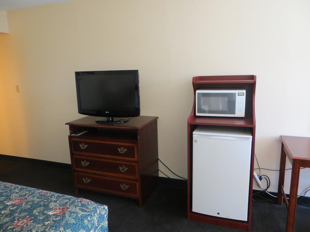 Days Inn By Wyndham Grand Island I-80 Doniphan Kültér fotó